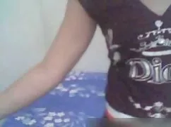 Untar el pollo es rico en lesbianas chupando vaginas agua