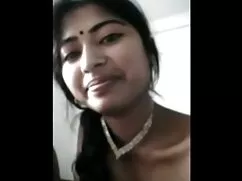Sexo rendición, él y mamadas de culo xxx novia