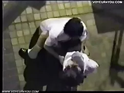 Su la mejor mamada culo, ponlo en la mesa
