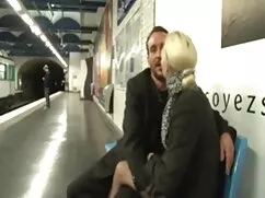 Desde el primero hasta chupando clítoris el último, ese tipo chupó hasta que redujo el esperma en su boca