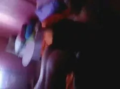Pon la gorra videos de mamadas gratis rubia mojada en ella