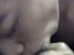 Poner las chupando pene porno papas fritas en el culo