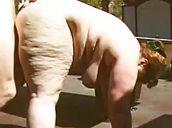 El bob mamada en el parque adulto
