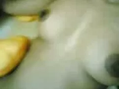 Dos grandes pechos para conocer porno chupada de tetas a un buen hombre