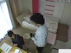 Linda chica y mamadas porno su culo